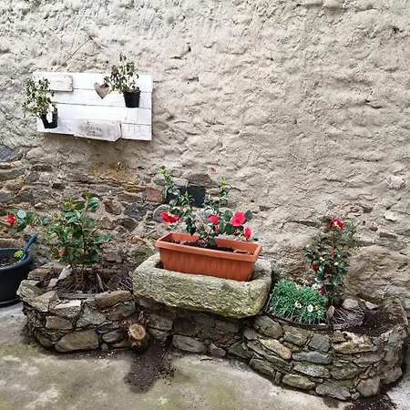 Casa Al Lago, Tapigliano, Nebbiuno, Cozy By Guestaly Апартаменты